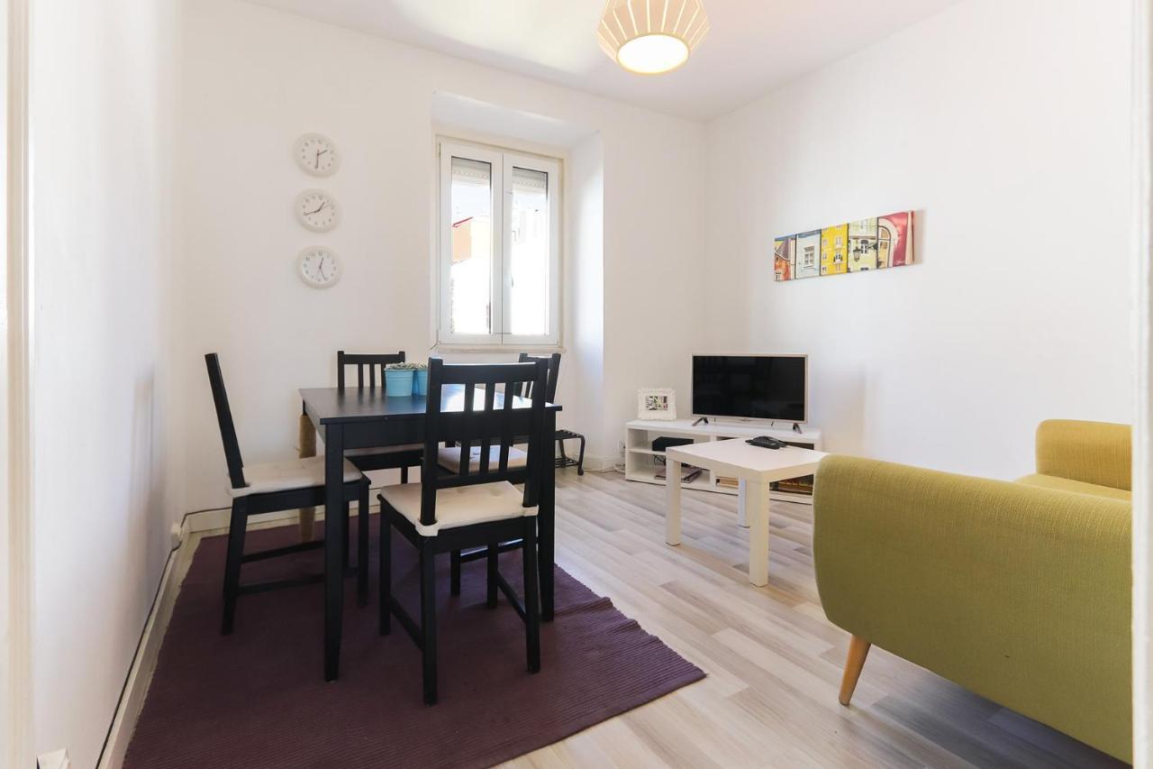 Apartment Parlamient River View By Homing *